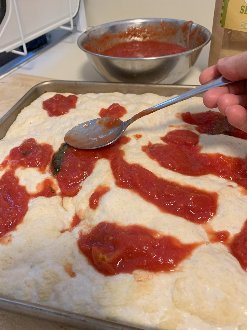Exploring the Art of Crafting an Authentic Neapolitan Pizza: Distinguishing Tomato Pizza Sauce from Other Tomato Pasta&nbsp;Sauces